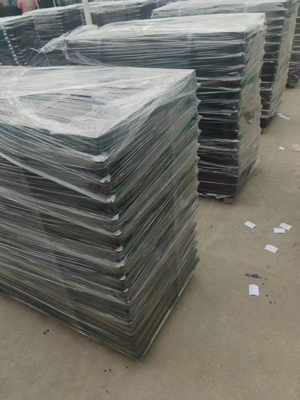 SMC Composite Manhole Covers.jpg SMC Composite Manhole Covers.jpg