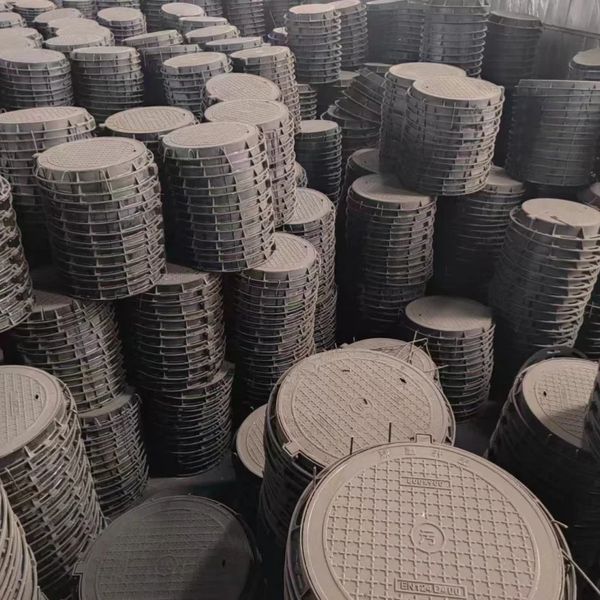 D400 Ductile Iron Manghole Cover.JPG