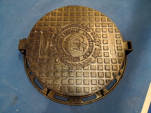 Aangepaste putdeksel OEM Nodulair gietijzer Gietijzer EN124 standaard