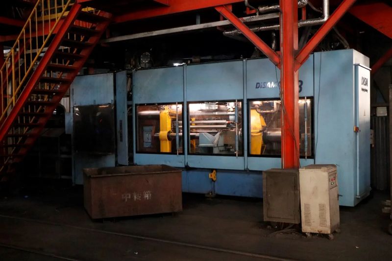 Zware ductiele ijzeren mangatafdekking. Jpg Zware ductiele ijzeren mangatafdekking. Jpg